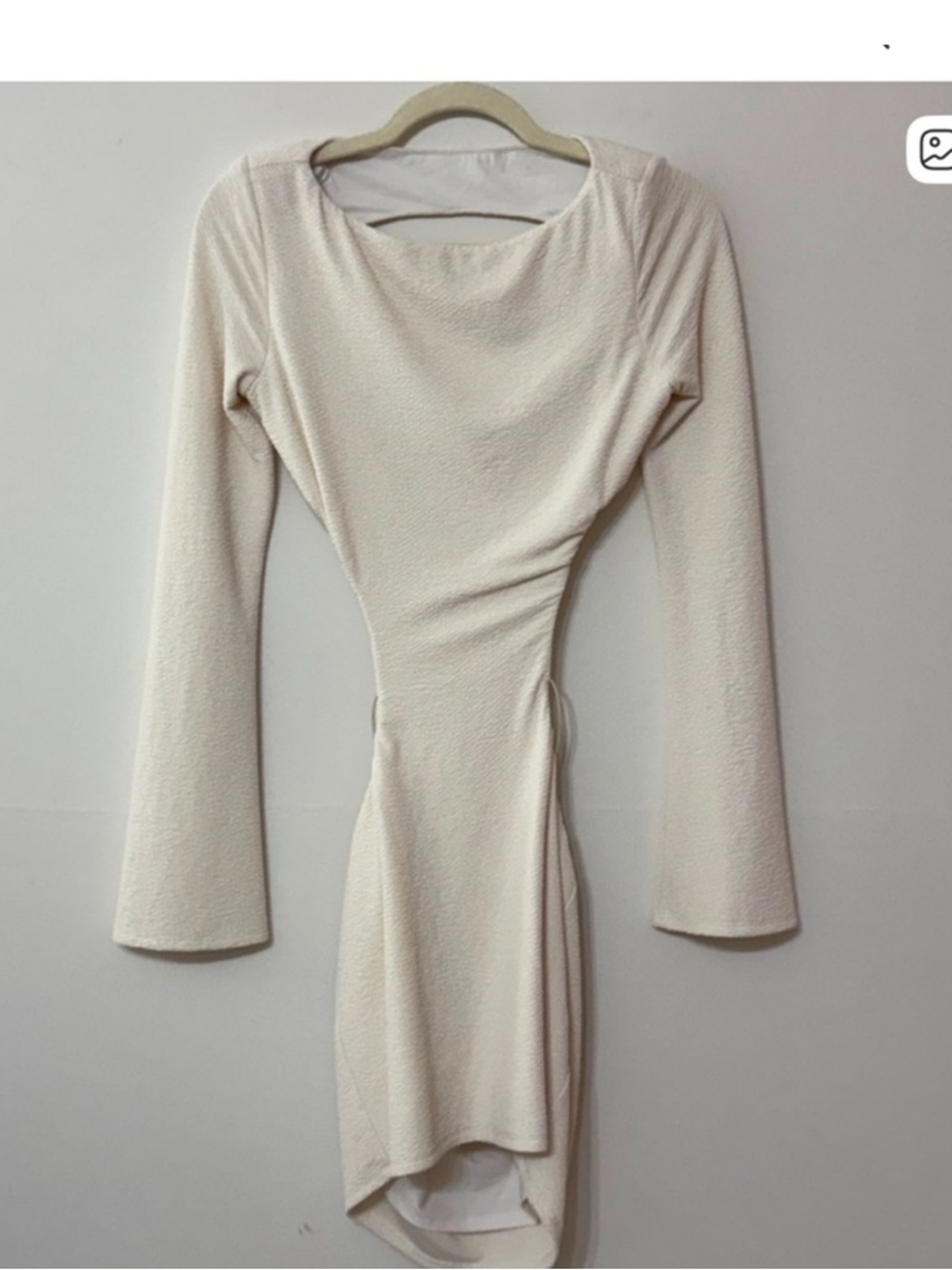 Camila Coelho Cream Backless Long-Sleeve Mini Dress - Picture 4 of 5